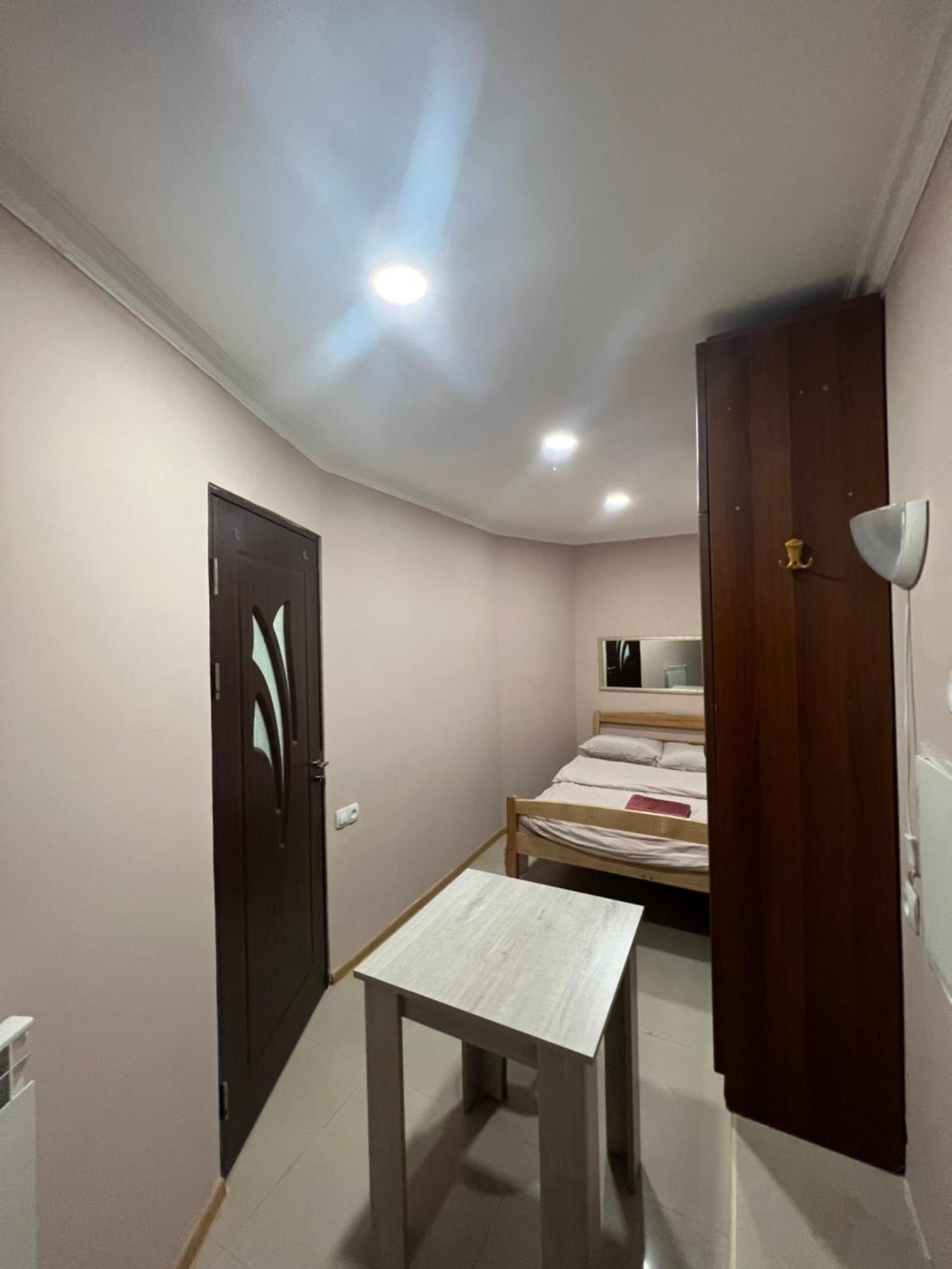 Guest House Northern Avenue エレバン エクステリア 写真