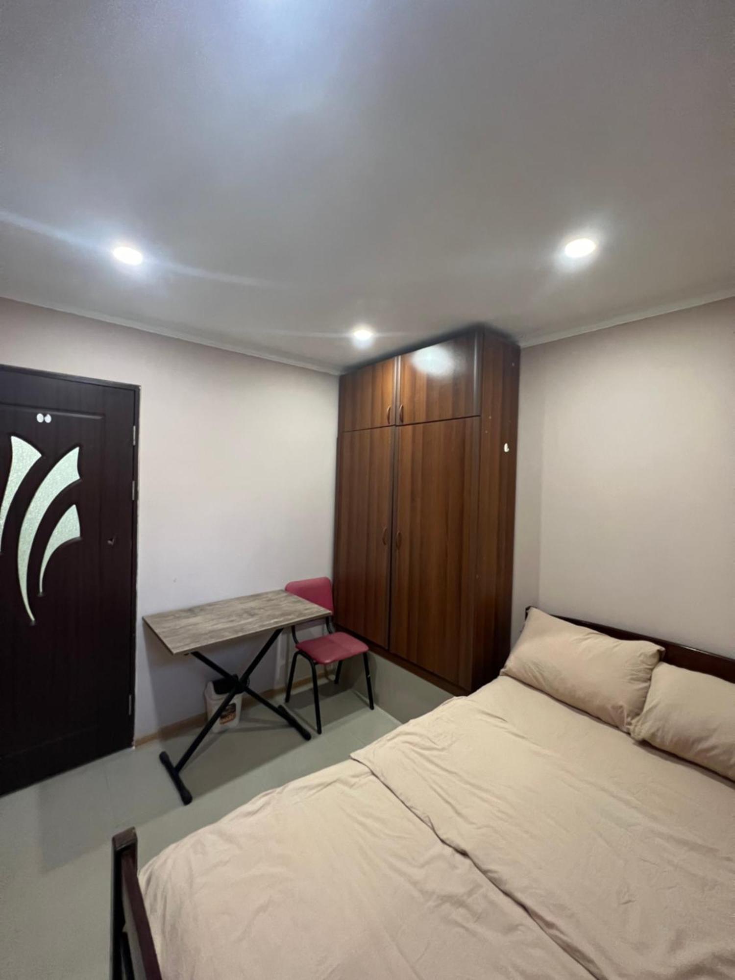 Guest House Northern Avenue エレバン エクステリア 写真